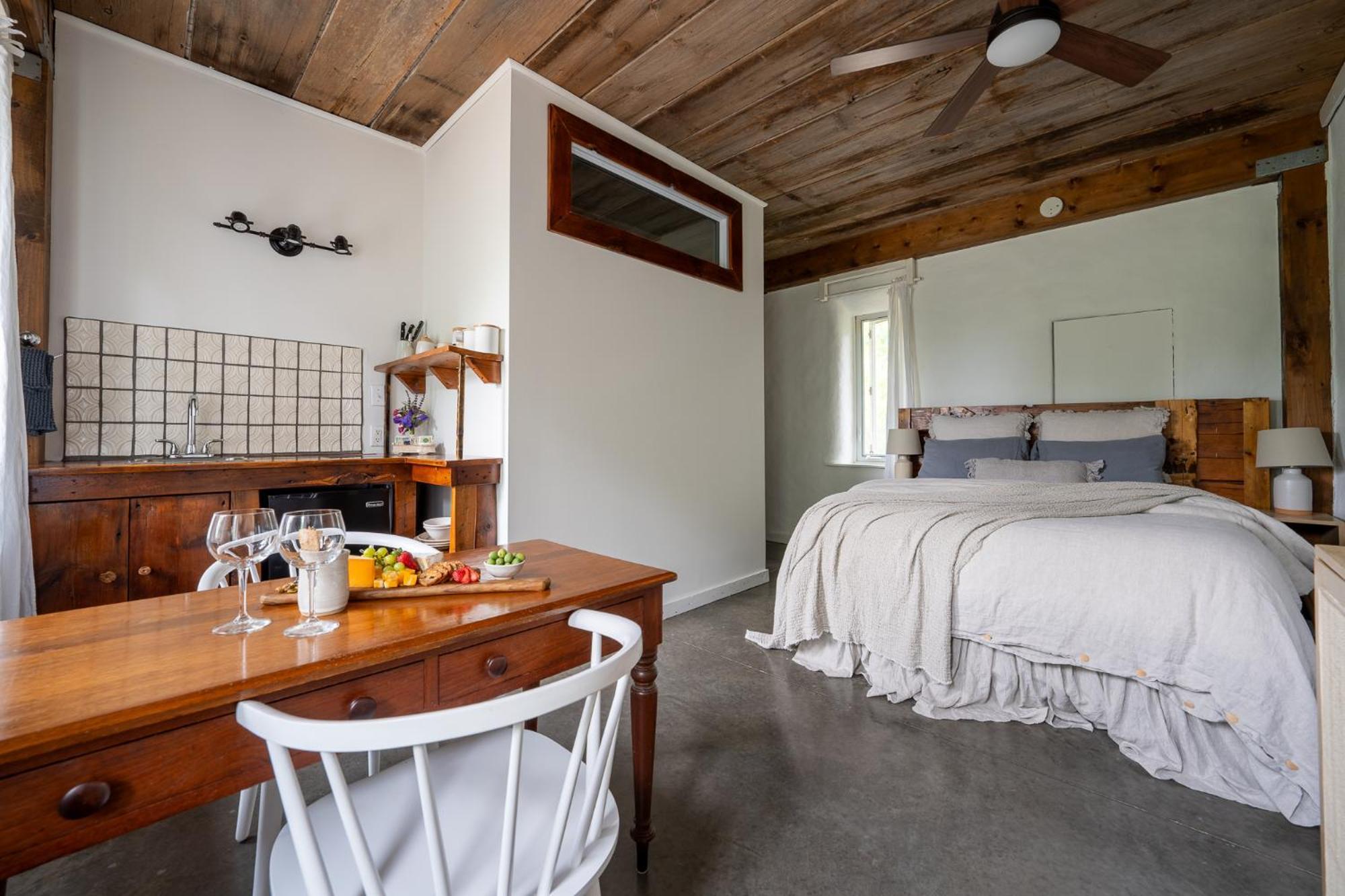 Owl'S Nest Suites Carrying Place Kültér fotó