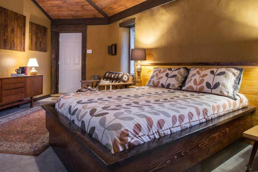 Owl'S Nest Suites Carrying Place Kültér fotó